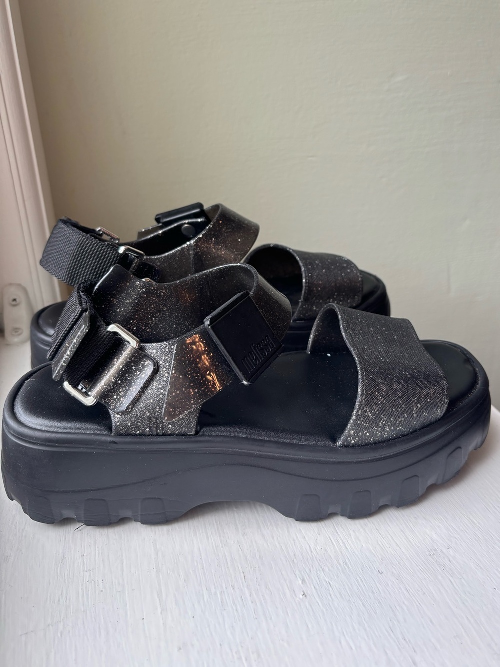 Kick Off Jelly Platform Sandal - Black Glitter